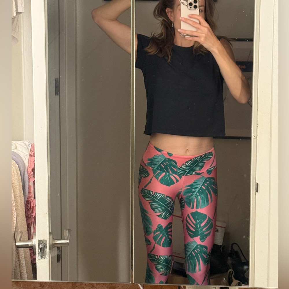 Goldsheep Tropical Pink and Green Leggings